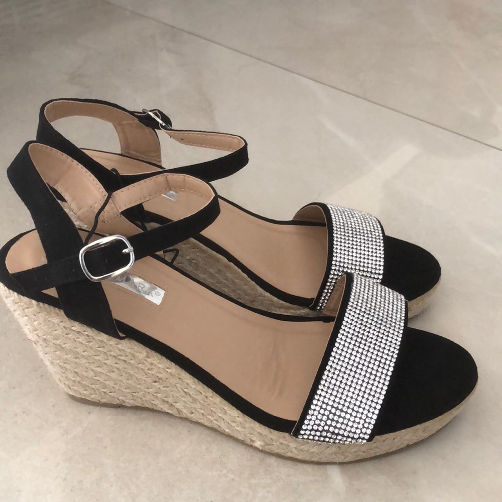 Brand new wedges